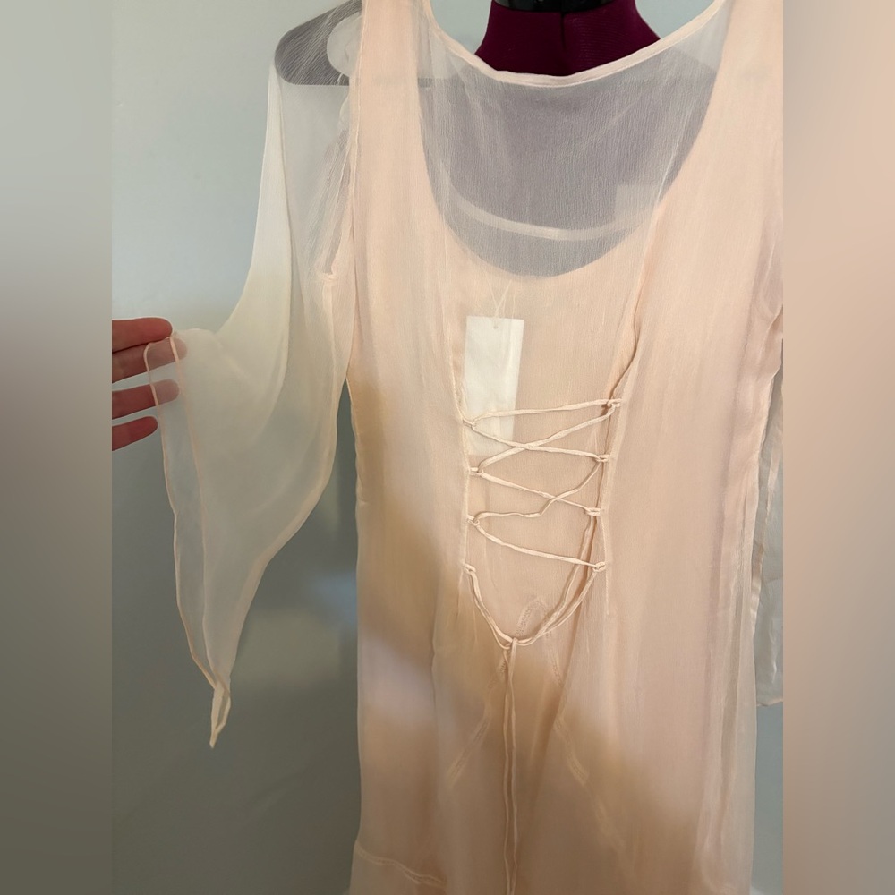 Daisy Buchanan Nataya brand floaty dress sleeves garden party pale peach x-small - Picture 6 of 7
